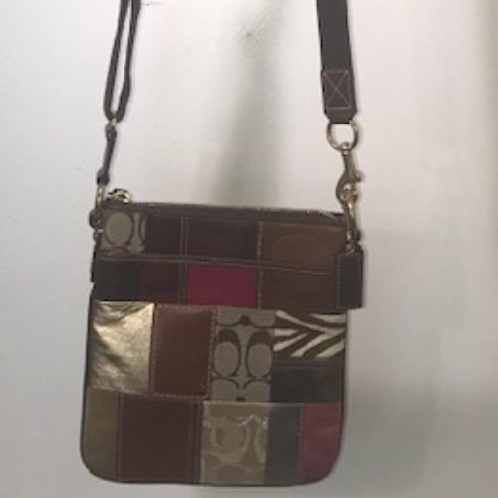 Coach Crossbody Holiday Parchwork Bag. GUC - Picture 3 of 8